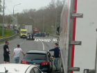 Автоледи пострадала в ДТП с легковушкой и грузовиком в Курском районе