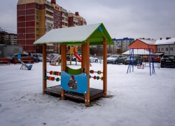 В Курске в снег завершается благоустройство 10 дворов