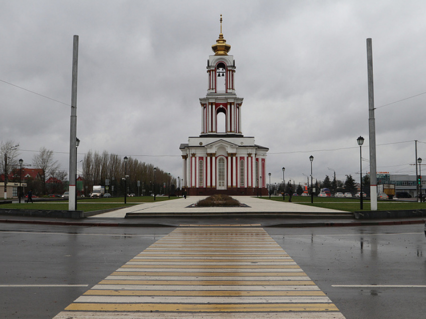 В Курске на проспекте Победы проведен ремонт дорожного участка в почти 4 км